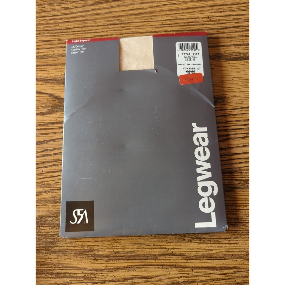 Saks Fifth Avenue S5A Stockings NOS Size B Color Is Seashell